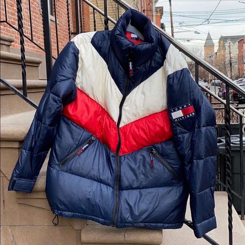 Tommy Hilfiger down puffer coat 90s vintage  strut the Staten Island ferry !